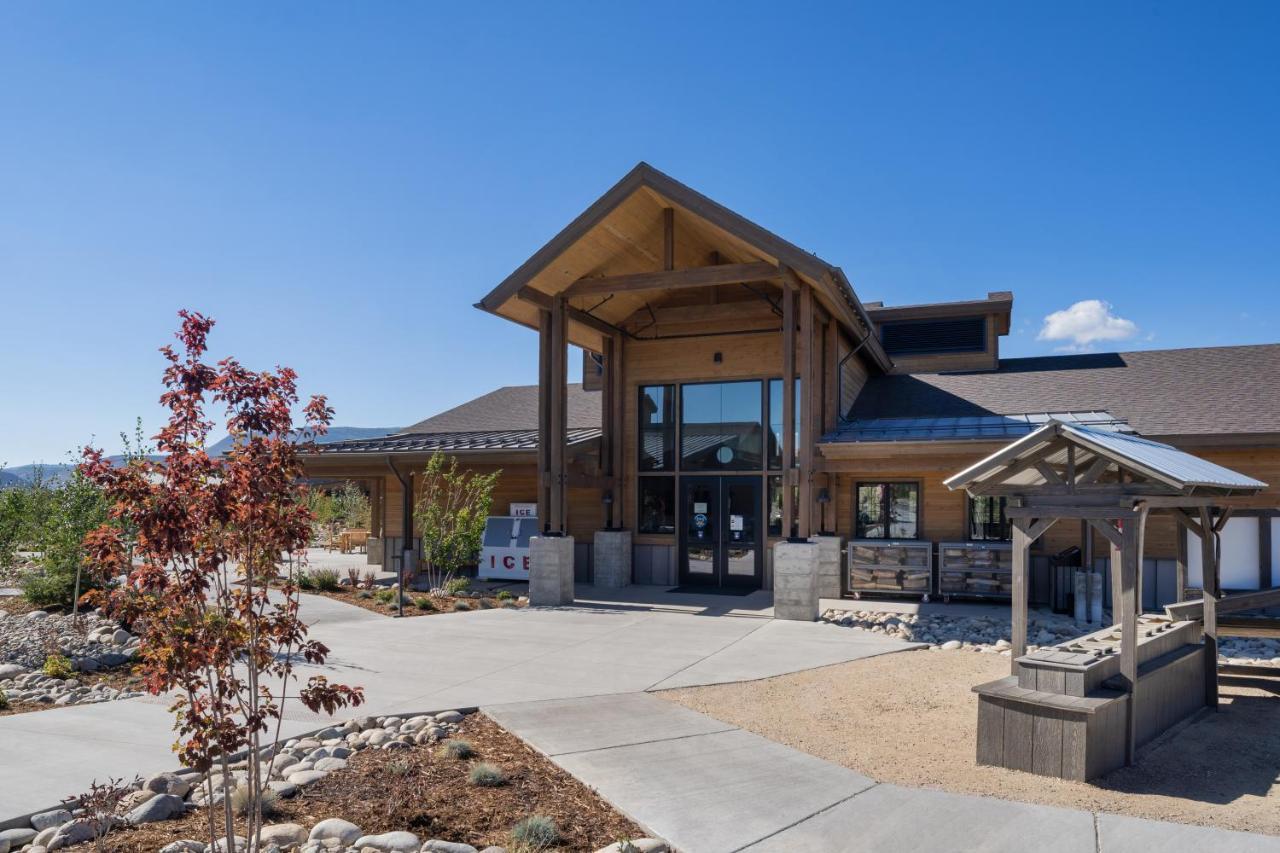 Sun Outdoors Rocky Mountains Hotel Granby Exterior photo
