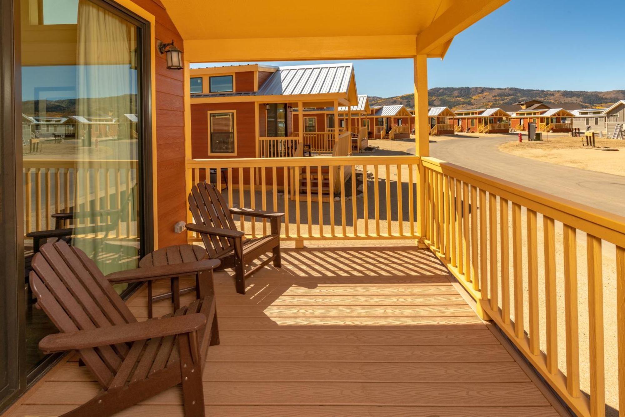 Sun Outdoors Rocky Mountains Hotel Granby Room photo