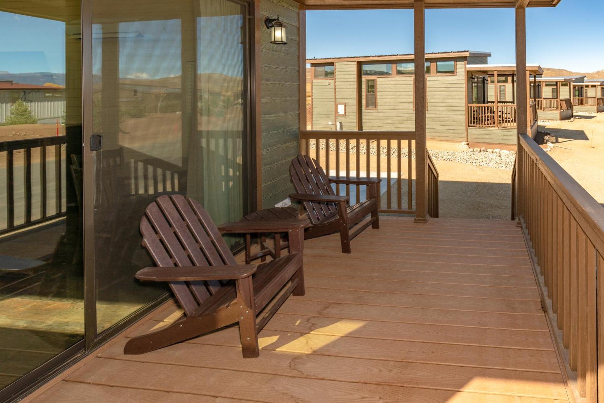 Sun Outdoors Rocky Mountains Hotel Granby Room photo